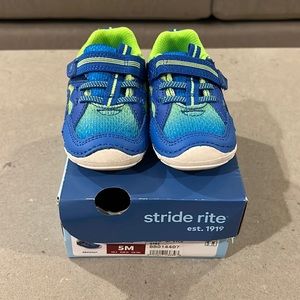 Stride Rite toddler sneakers - blue/green - size 5